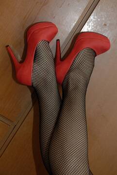 Public Photo of --NICOLL--