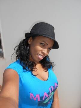 Public Photo of lariza12