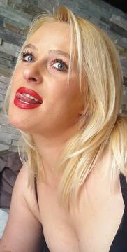 Public Photo of monikadolcezza