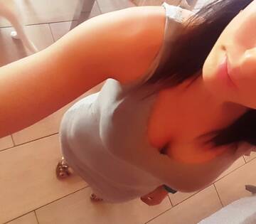 Public Photo of Hotlella