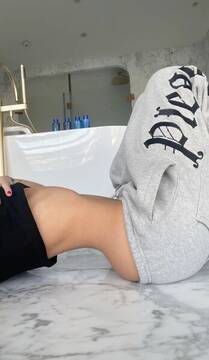 Public Photo of yourbarbiie