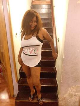 Public Photo of Neni