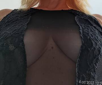 Public Photo of sweet_monella