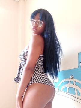 Public Photo of SweetLilitS_99