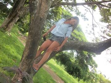 Foto pública de ebonyuyu