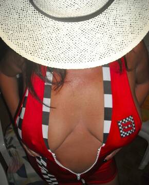 Public Photo of marcellahard